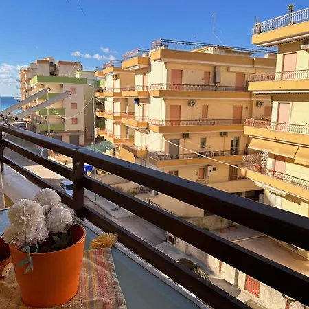 Onda Blu House Apartment *